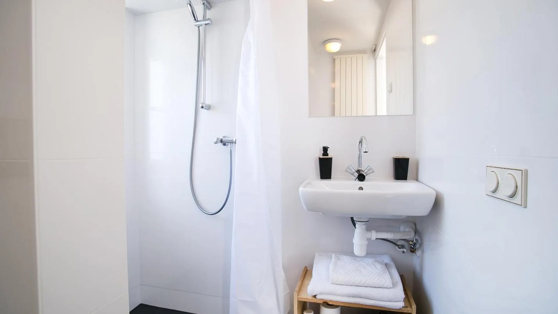 Four Star Apartments - Berkenbosch Blokstraat Den Haag Nederland