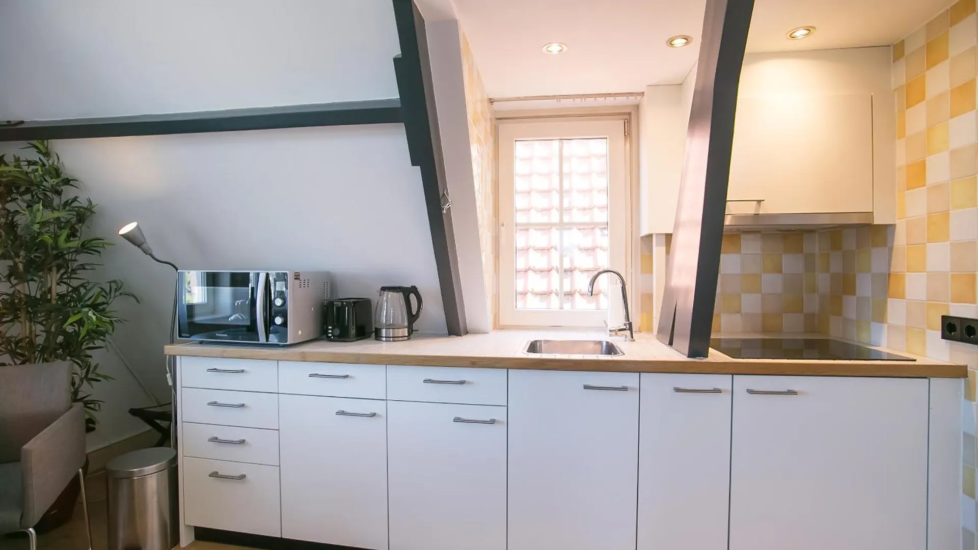 Four Star Apartments - Berkenbosch Blokstraat Den Haag