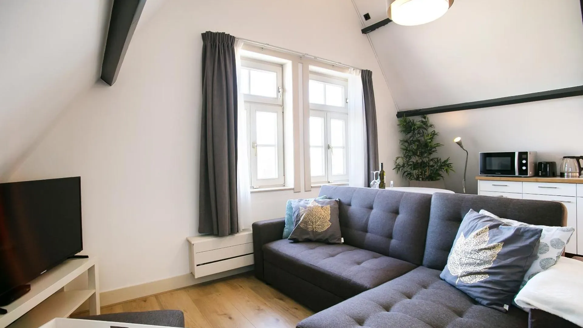 Four Star Apartments - Berkenbosch Blokstraat Den Haag